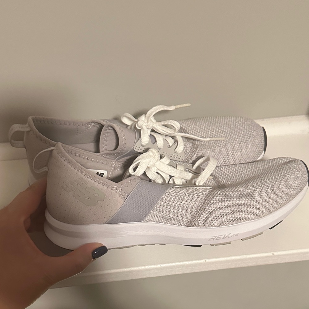 New Balance Women's Light Gray Sneakers - Picture 5 of 6